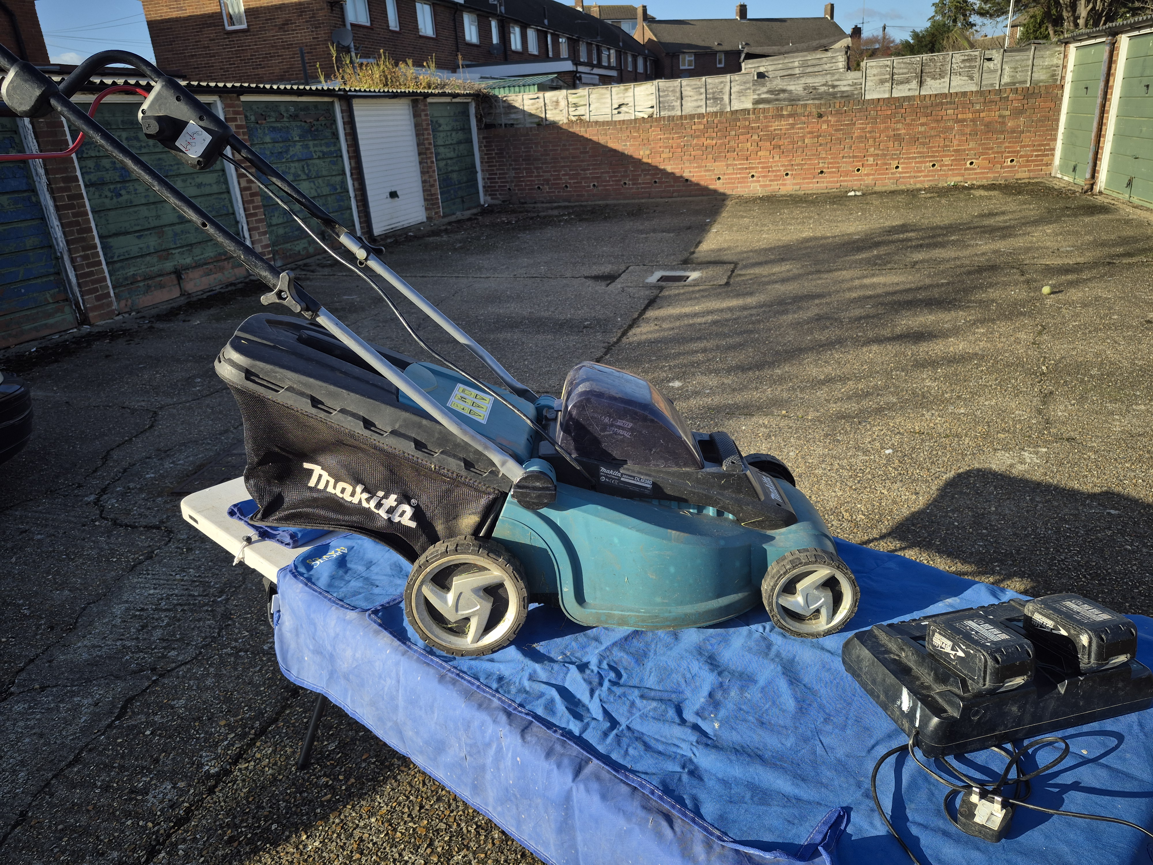 Makita narrow double battery 36v