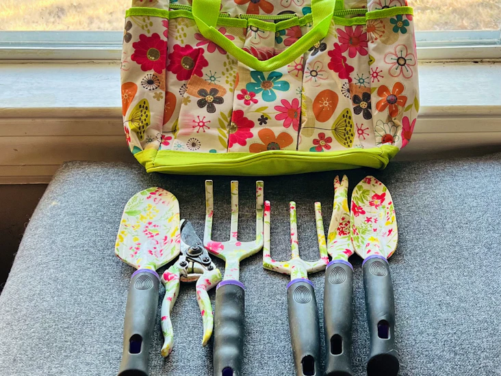 Garden tools for small garden project