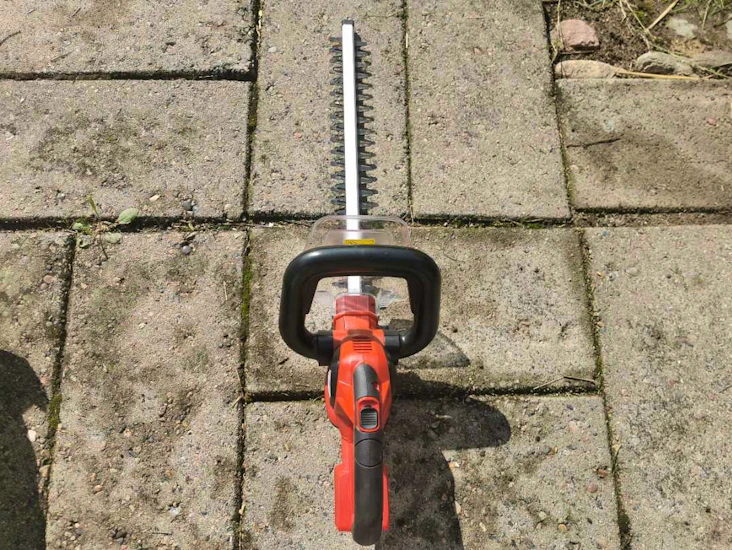 Batteridriven häcksax