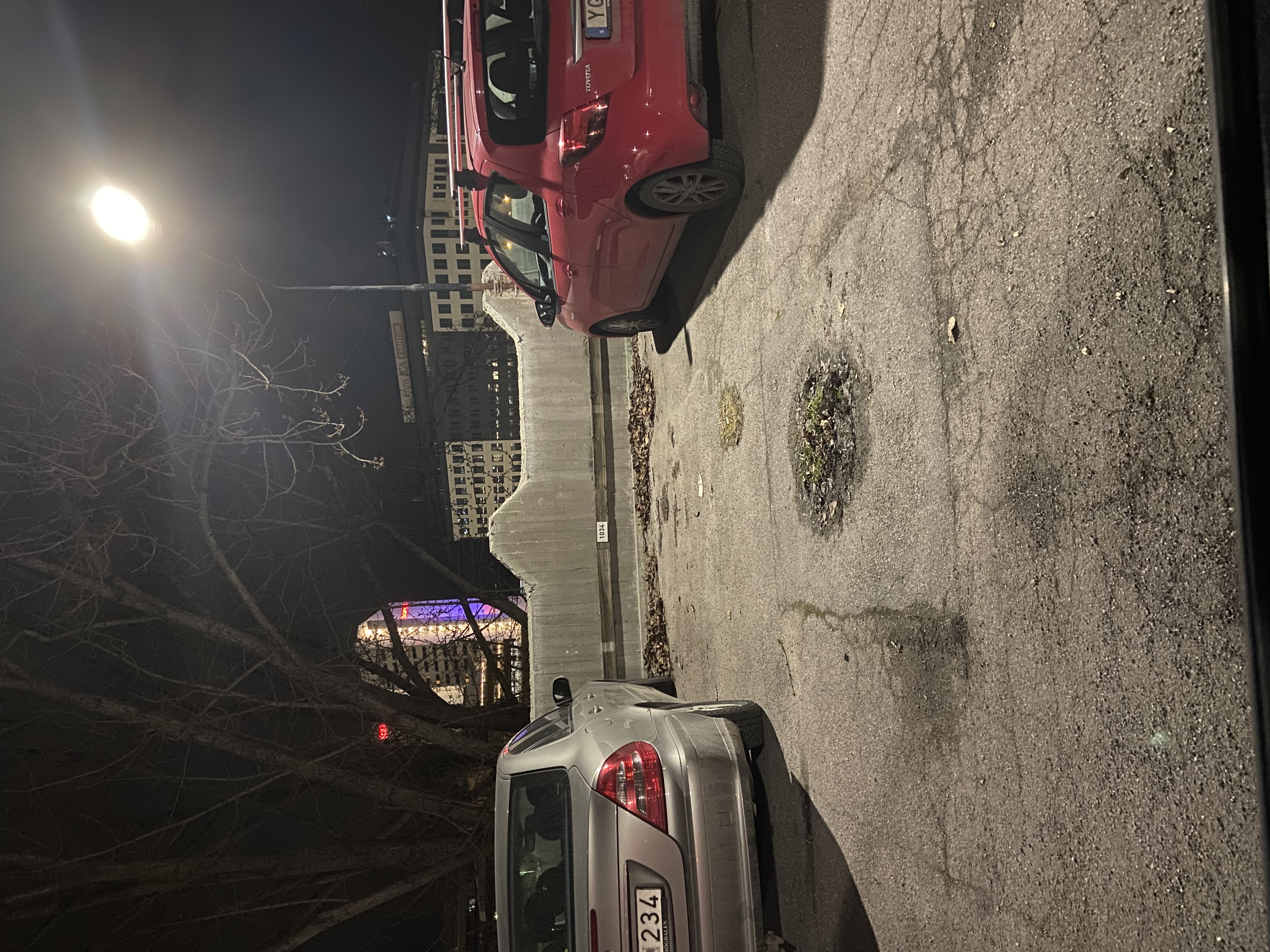 Parkeringsplats innerstan uthyres