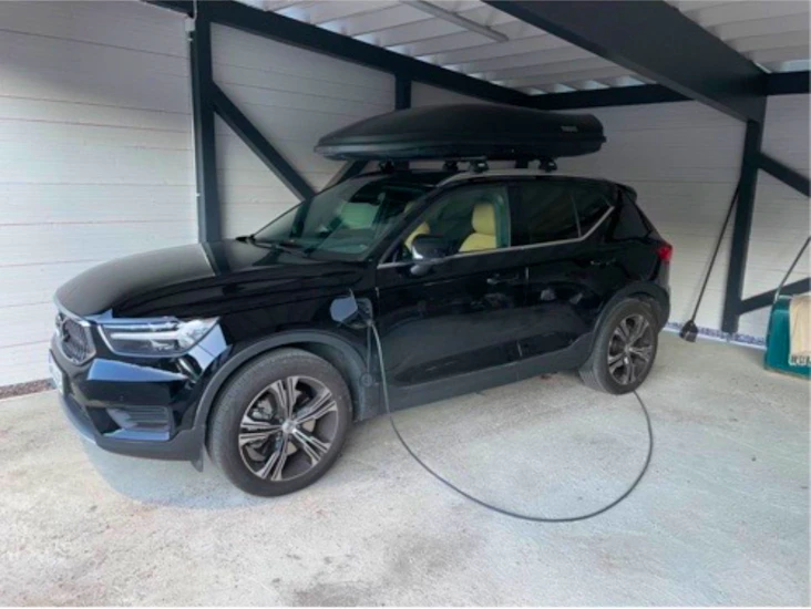 Thule vision 850 suksiboksi + kattotelineet