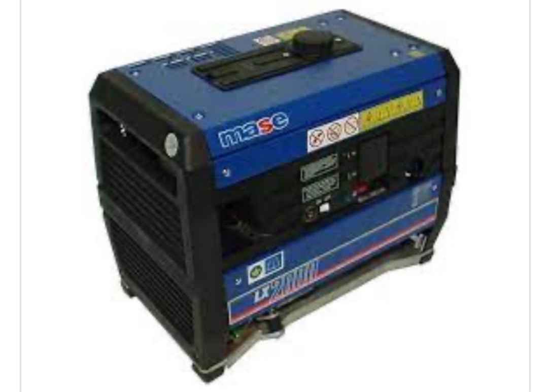 Strømaggregat 2000w 230v/12v