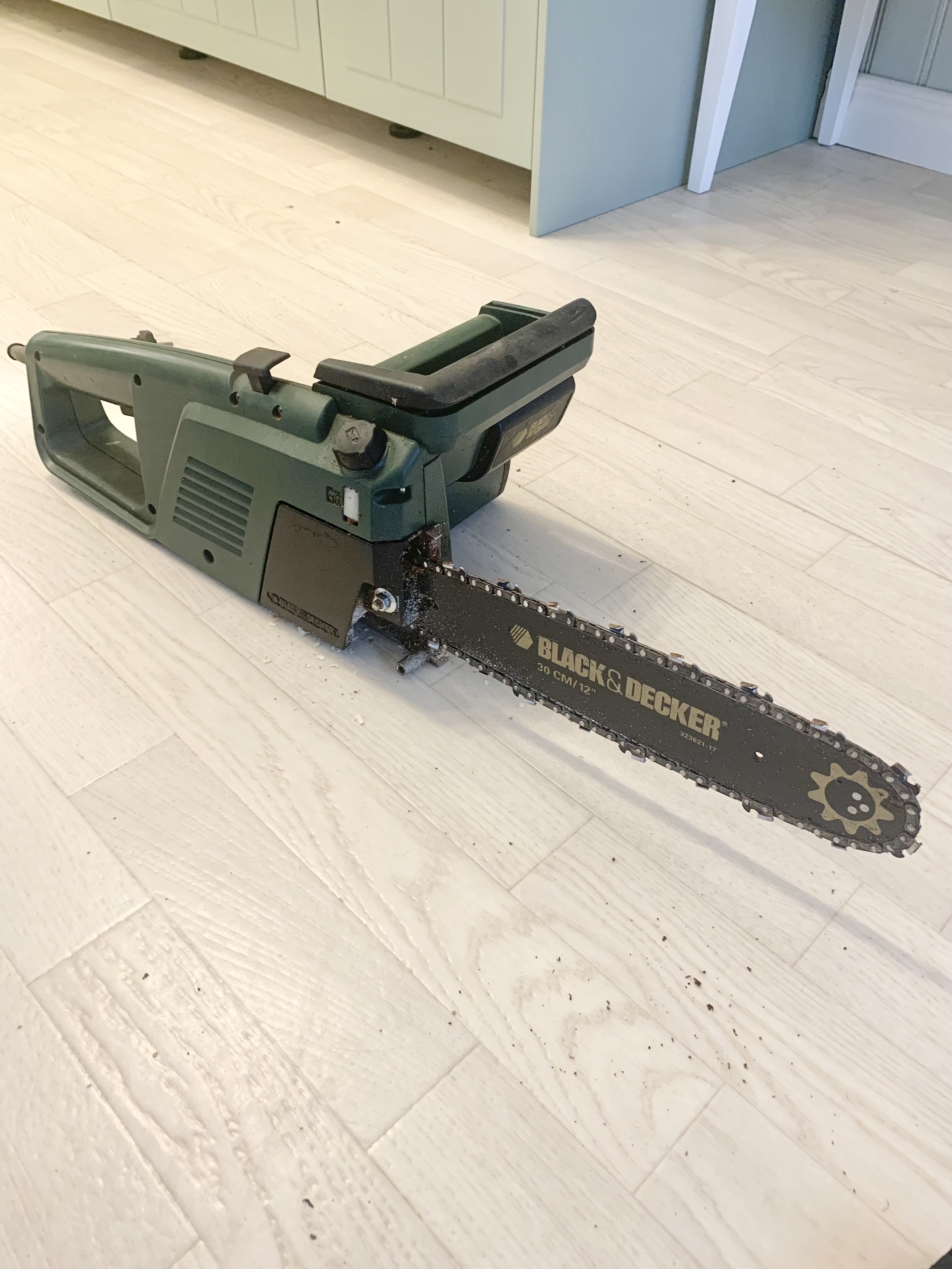 Motorsåg 230v kabel