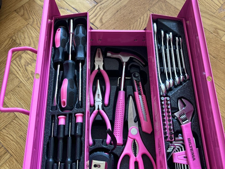 Barbie dreamhouse verktygslåda med allt!