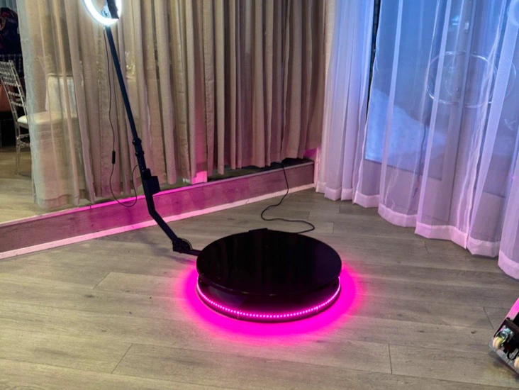 360 video/photo booth