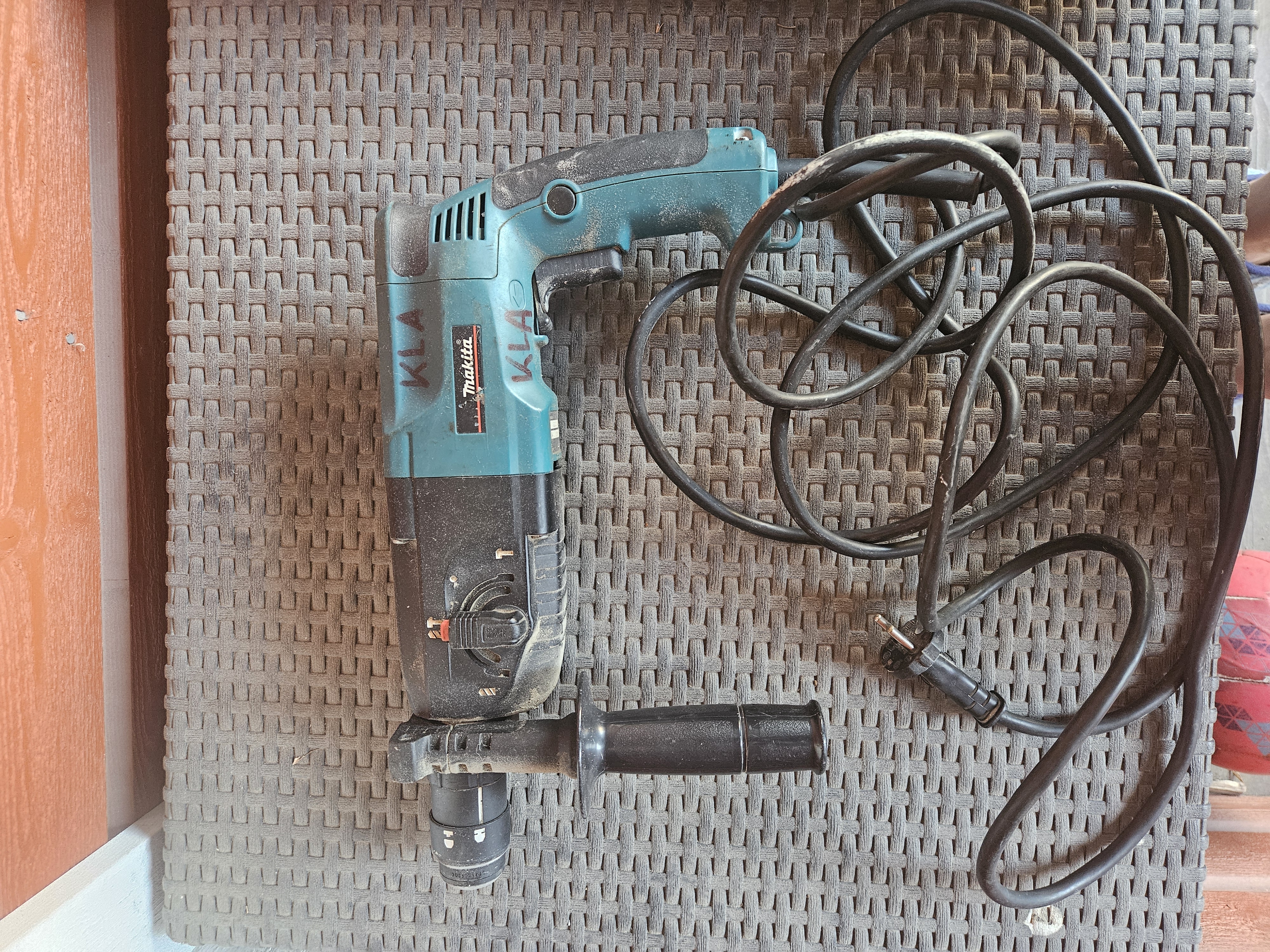 Makita hr2450ft poravasara