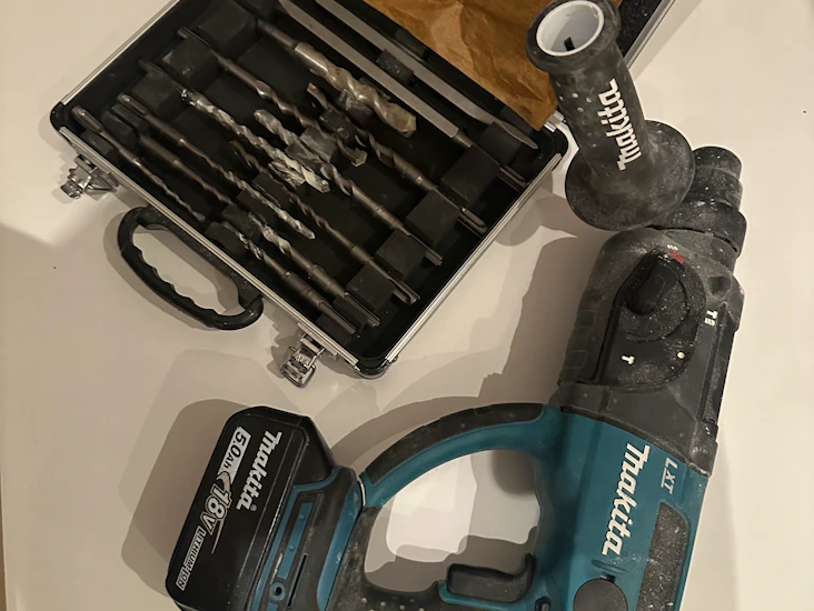 Makita borrhammare dhr202