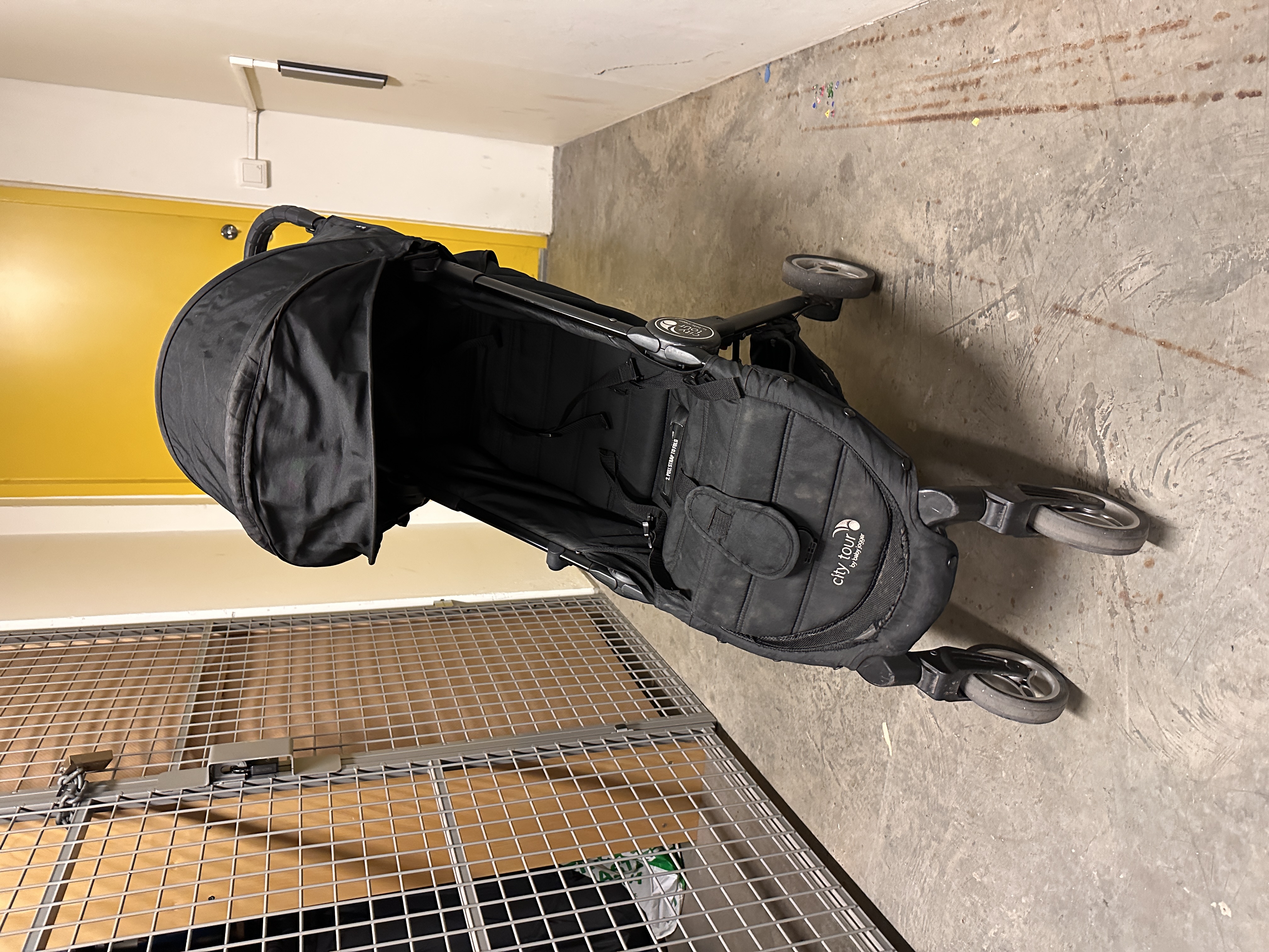 Baby jogger city tour 2