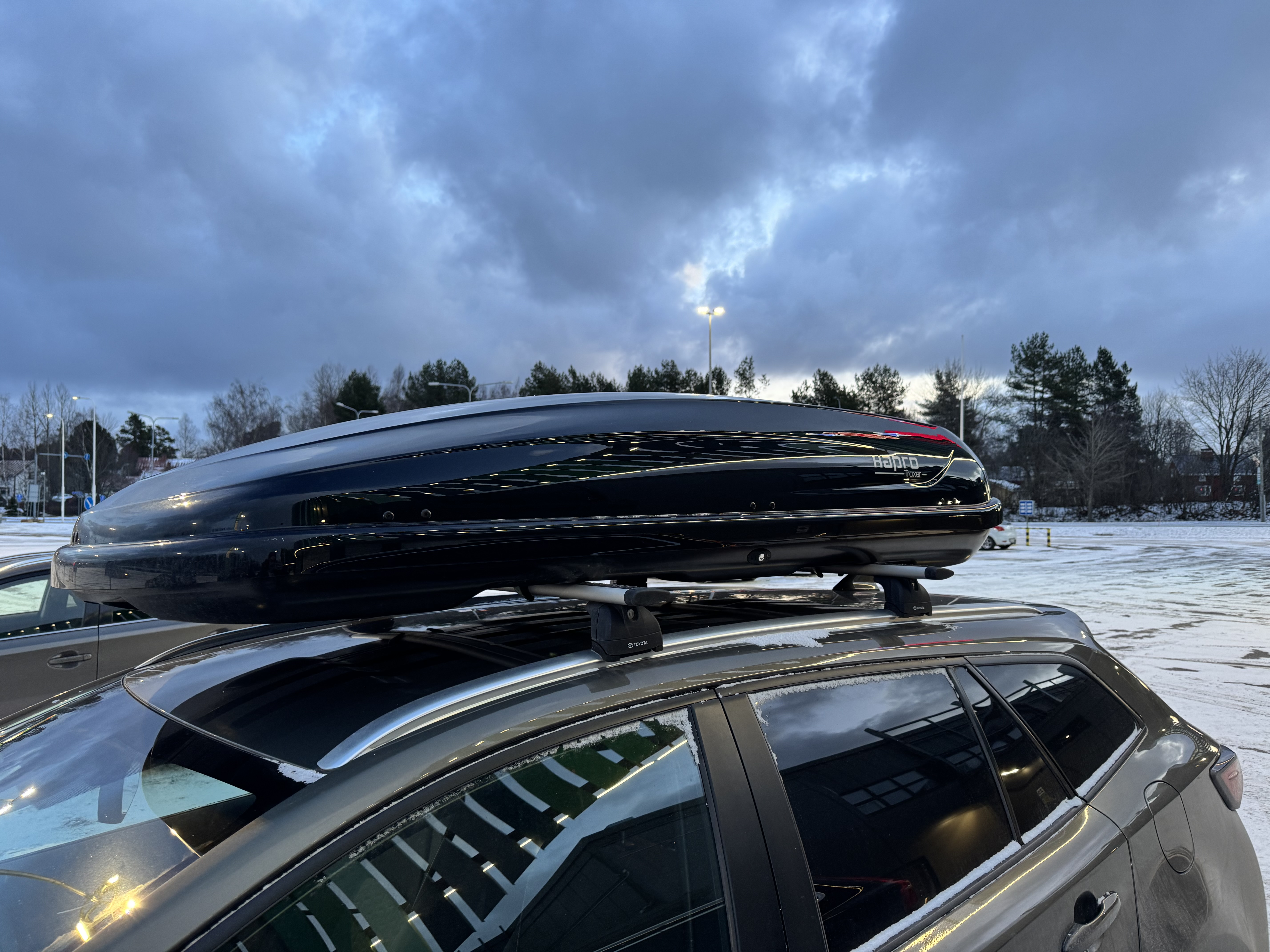 Toyota corolla ts takbox + takräcken 