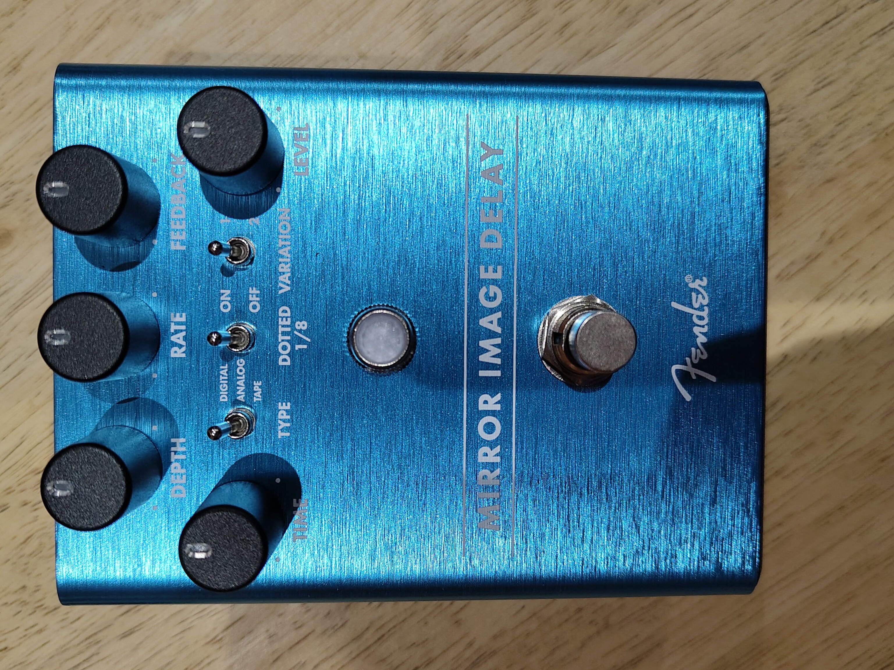 Fender mirror image delay