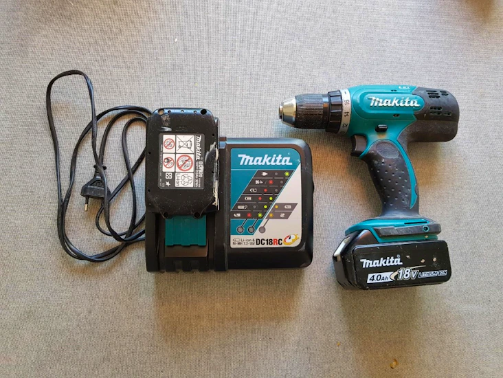 Proffsmaskin - makita skruvdragare/borrmaskin