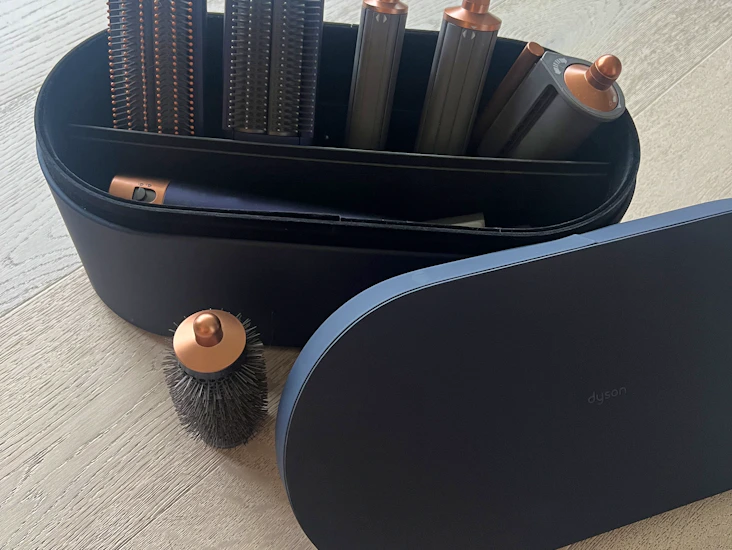 Dyson airwrap multi-styler complete long