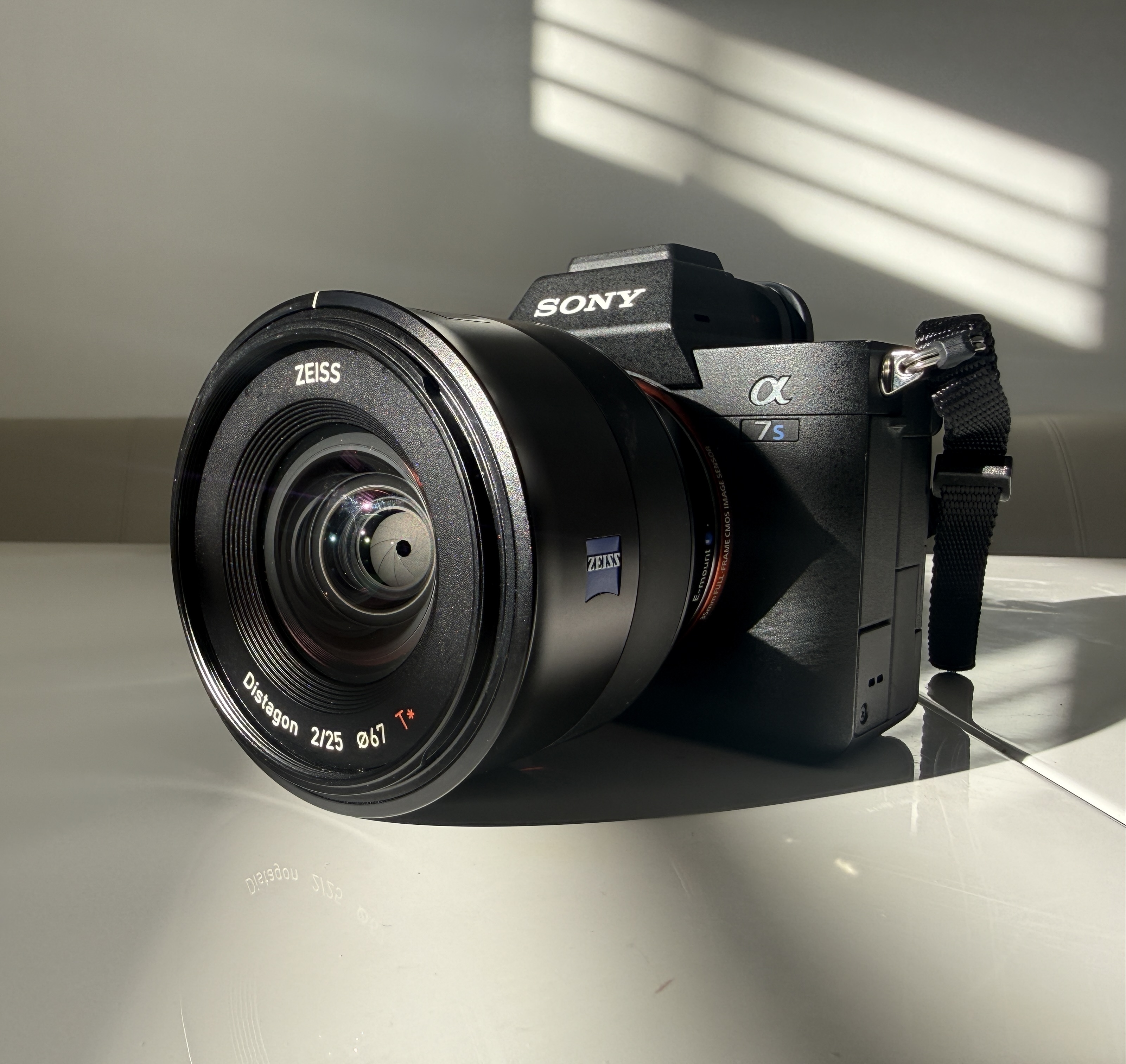 Sony a7s iii + zeiss batis 25mm lens | 4k video camera for creators 