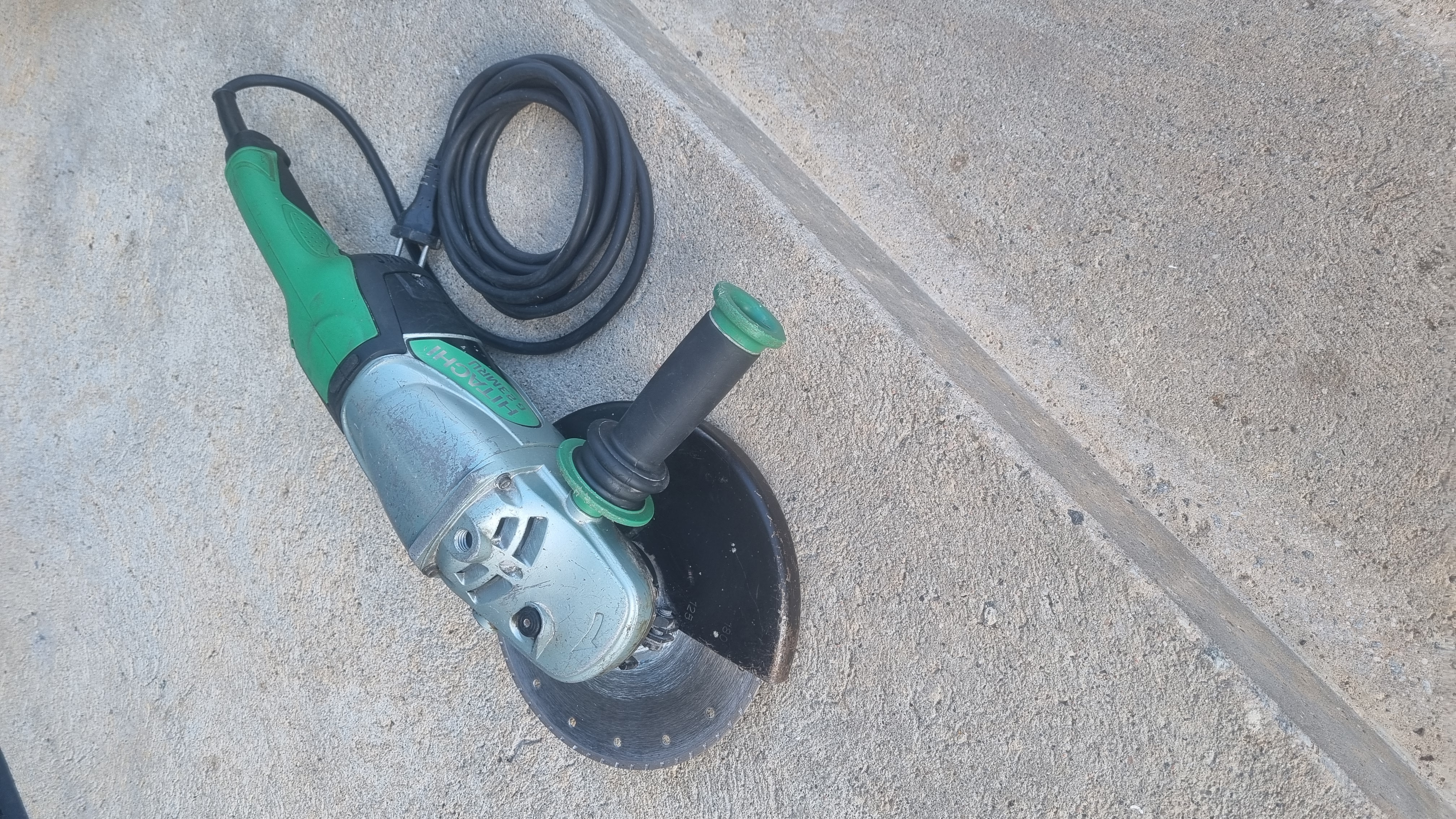 Hitachi vinkelsliper 