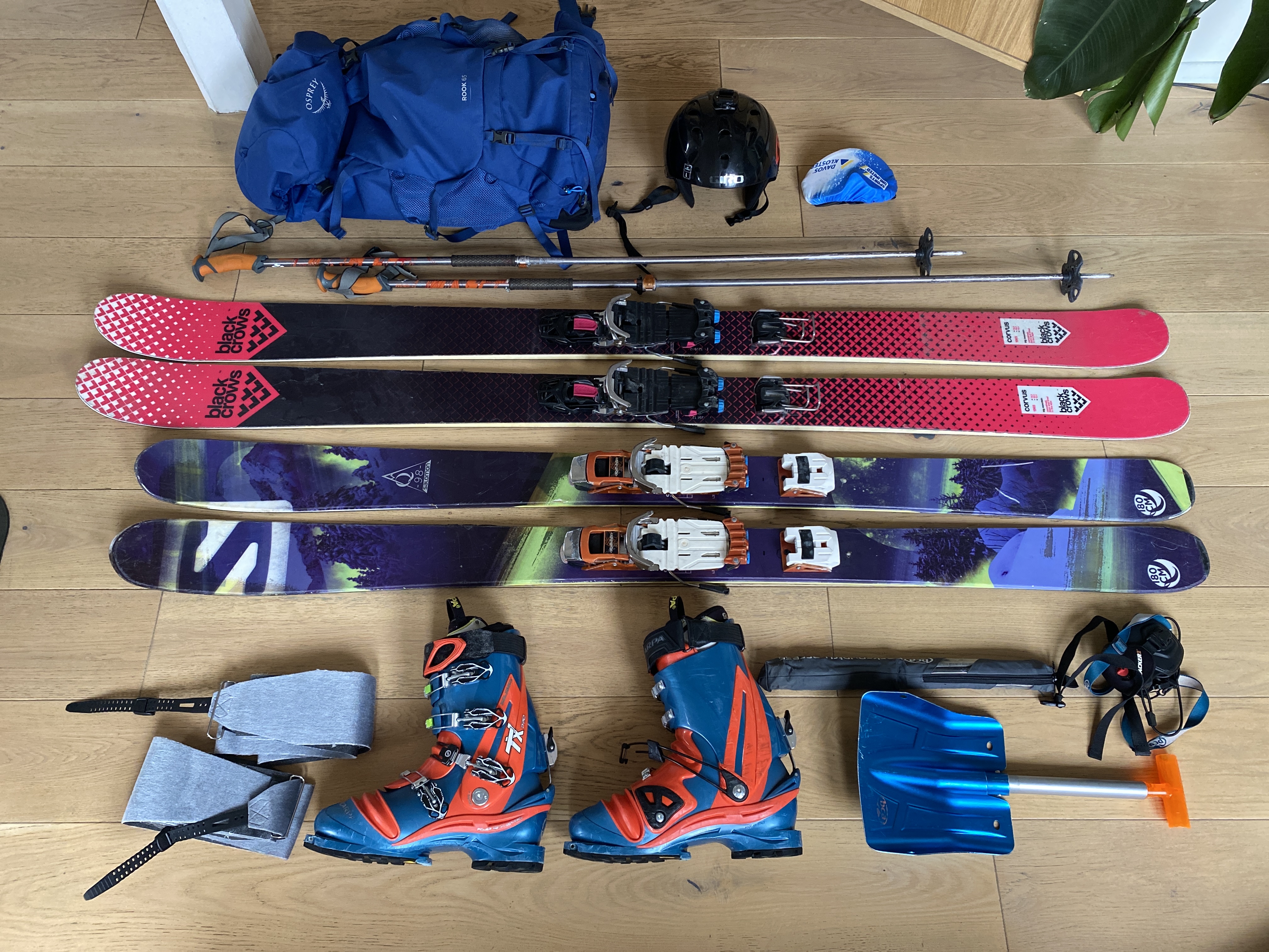 Telemarkpakke 🎿 str 46, velg mellom to par ski