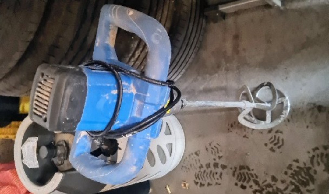 Biltema sementmikser