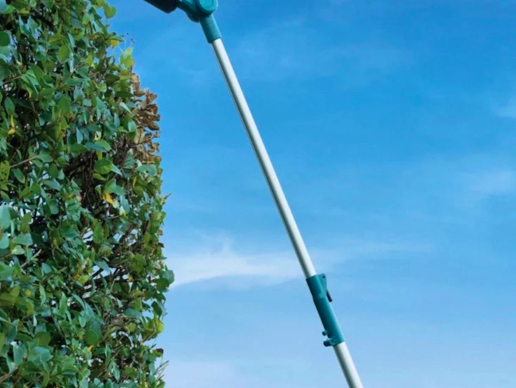 Makita hekkesaks med forlenger