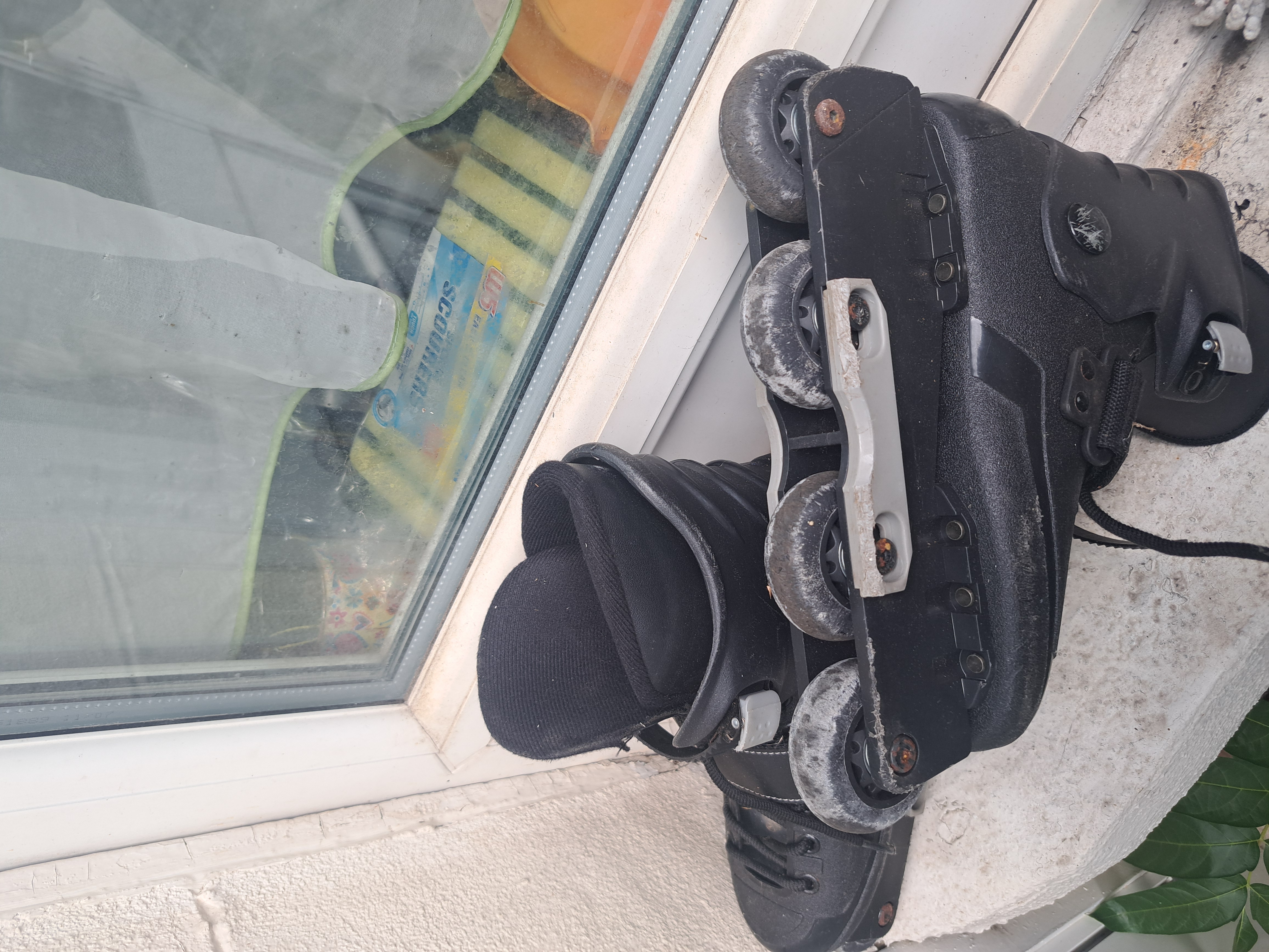 
usd aeon 60 black uk4/5  inline skate aggressive inline skate