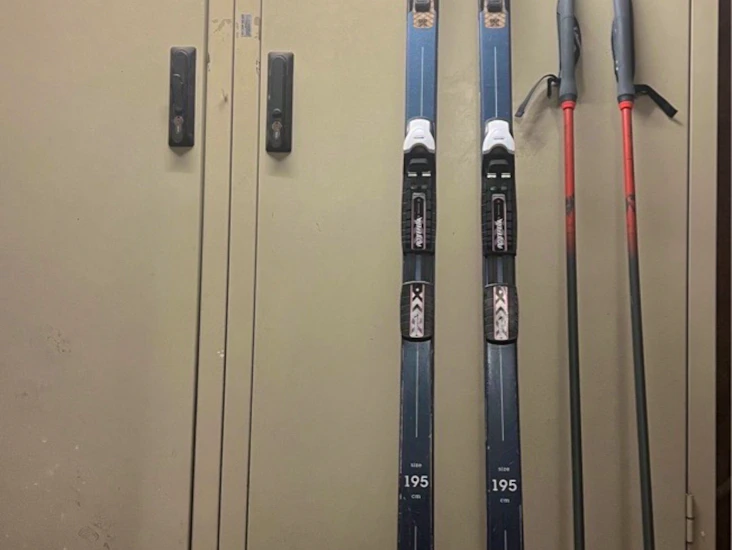 Fjellski-pakke leies ut