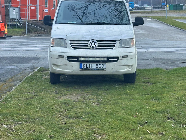 Kraftfullt transportfordon