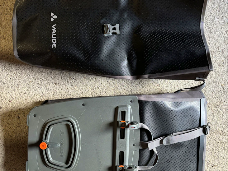 Packväskor (vaude, apidura) i olika storlekar