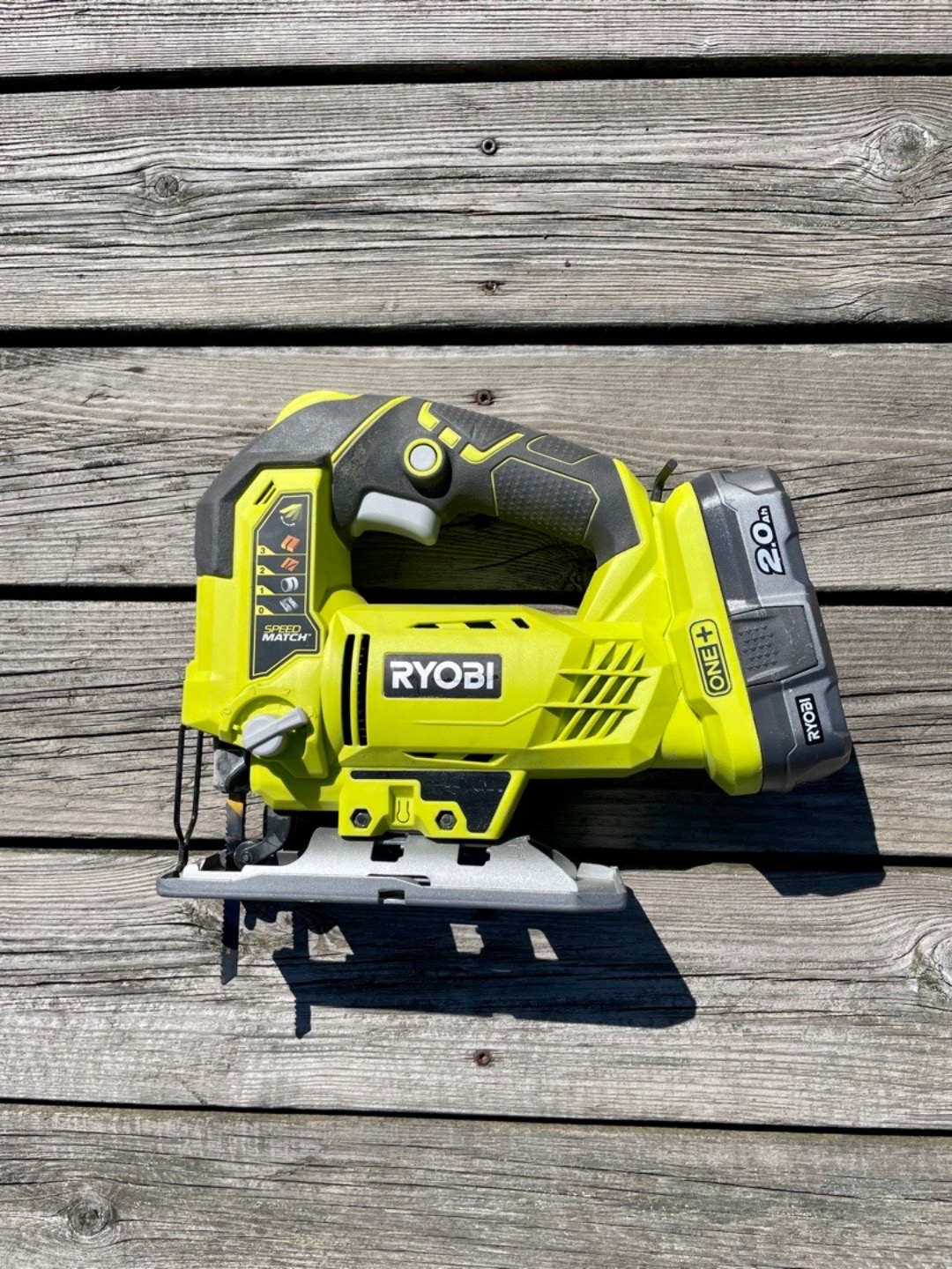 Sladdlös batteridriven sticksåg ryobi