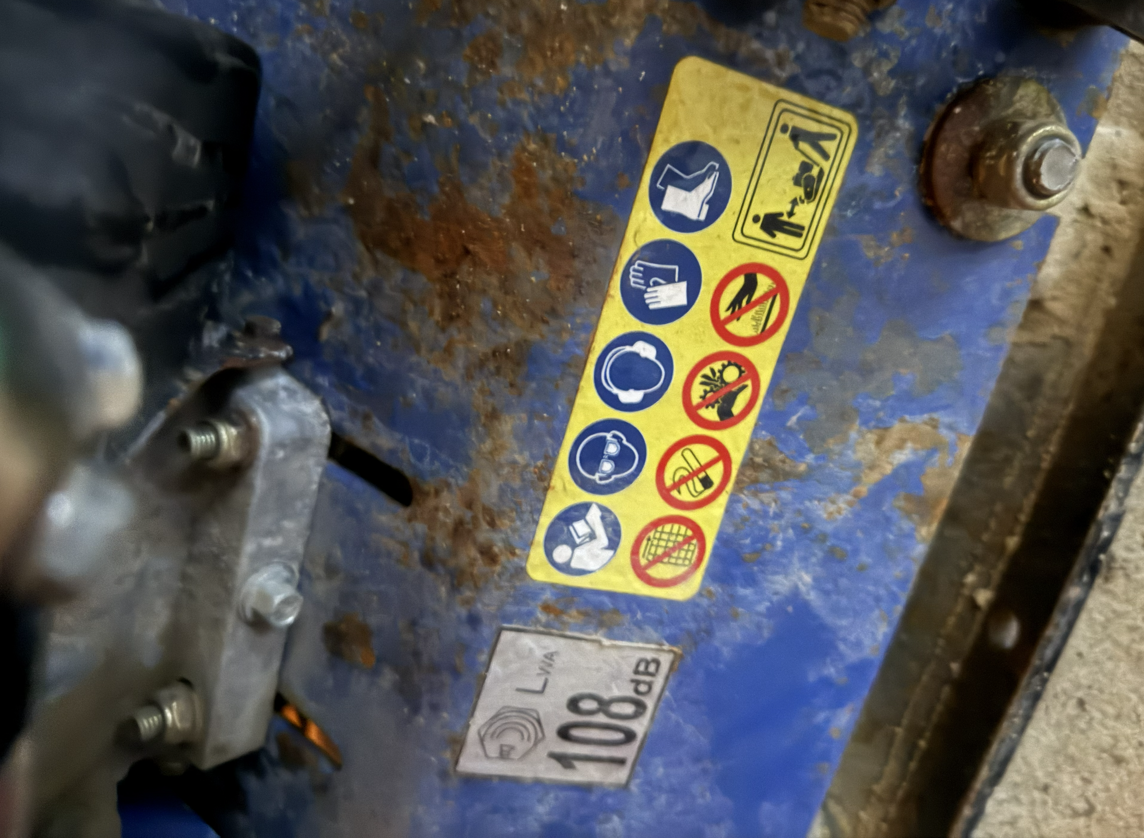 Pladevibrator - 102 kg 