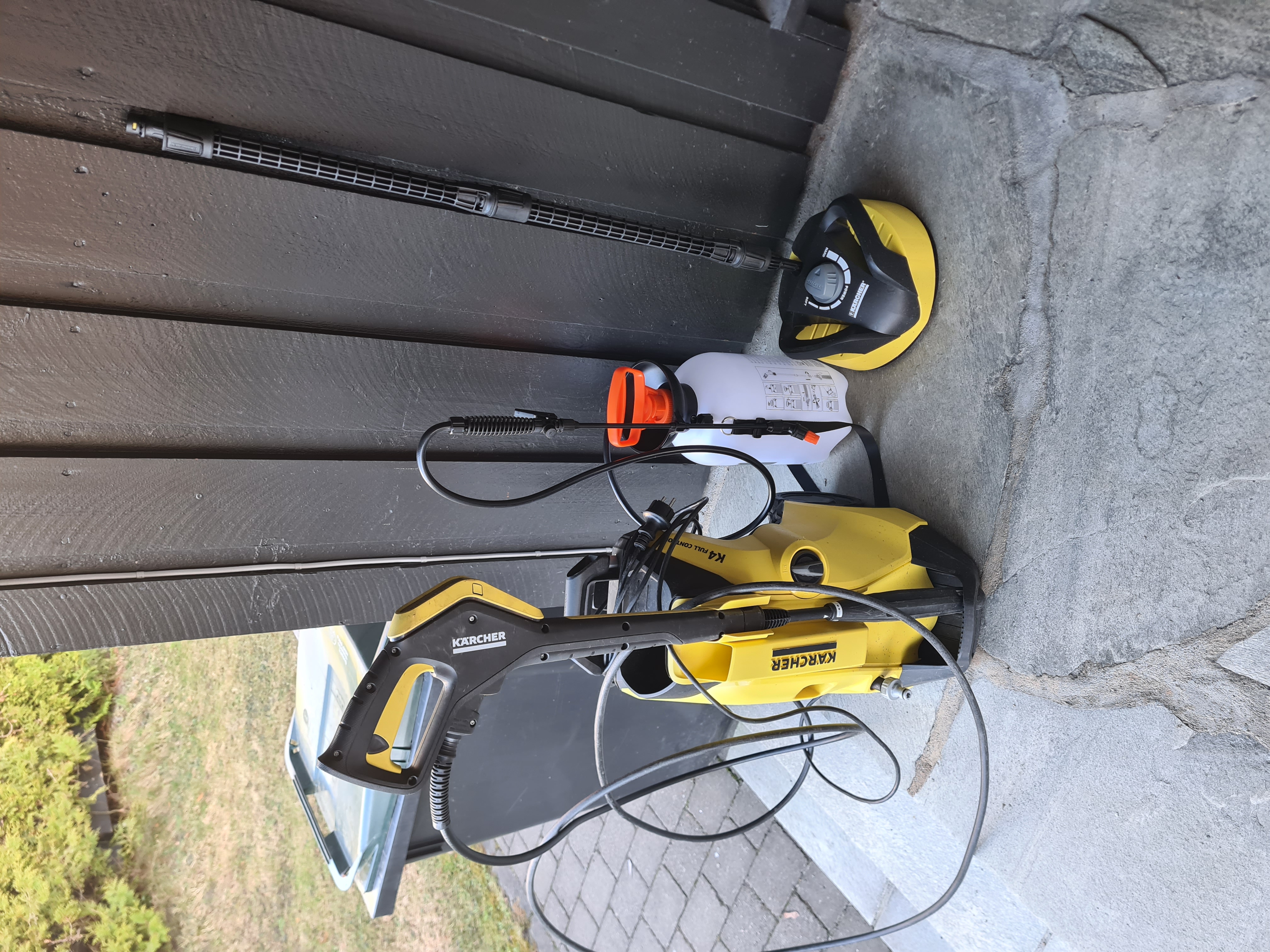 Høytrykkspyler  , terrassevasker , såpepumpe