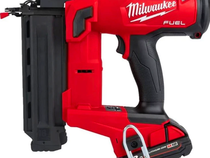 Dyckertpistol milwaukee m18 (batteri) helt ny