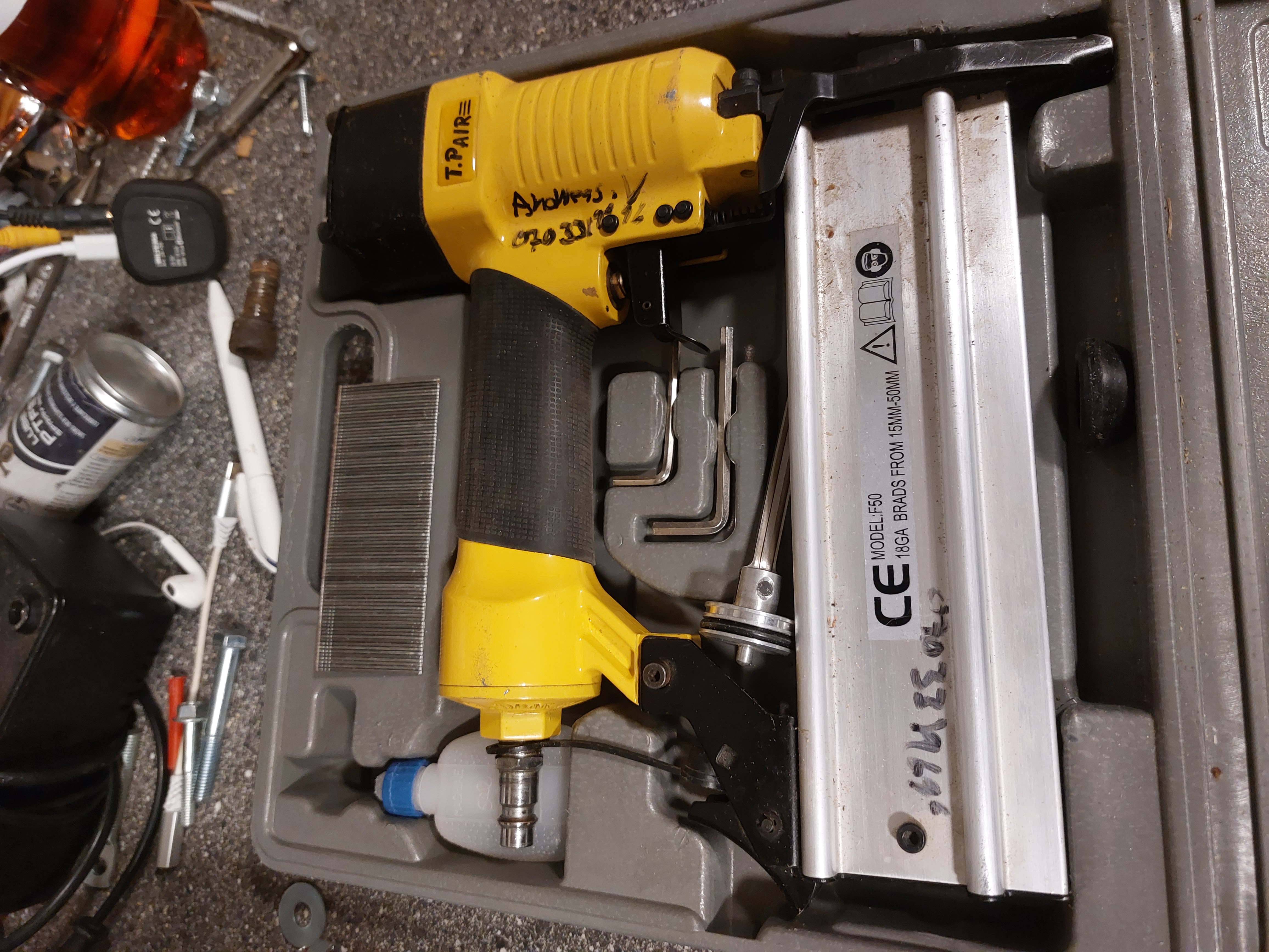 Tryckluft spikpistol 