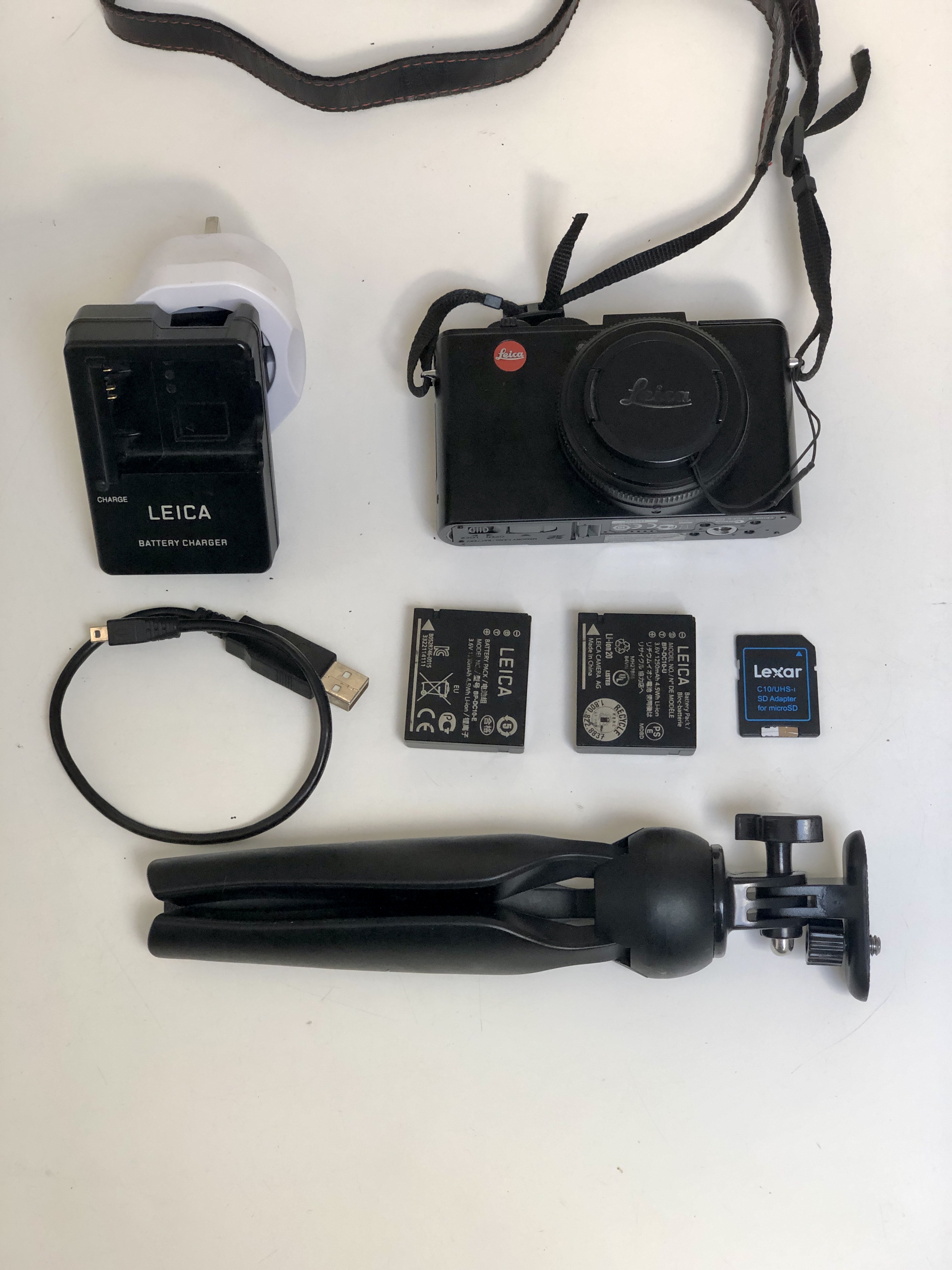 Leica  d-lux 6_126gb sd (buy £550)