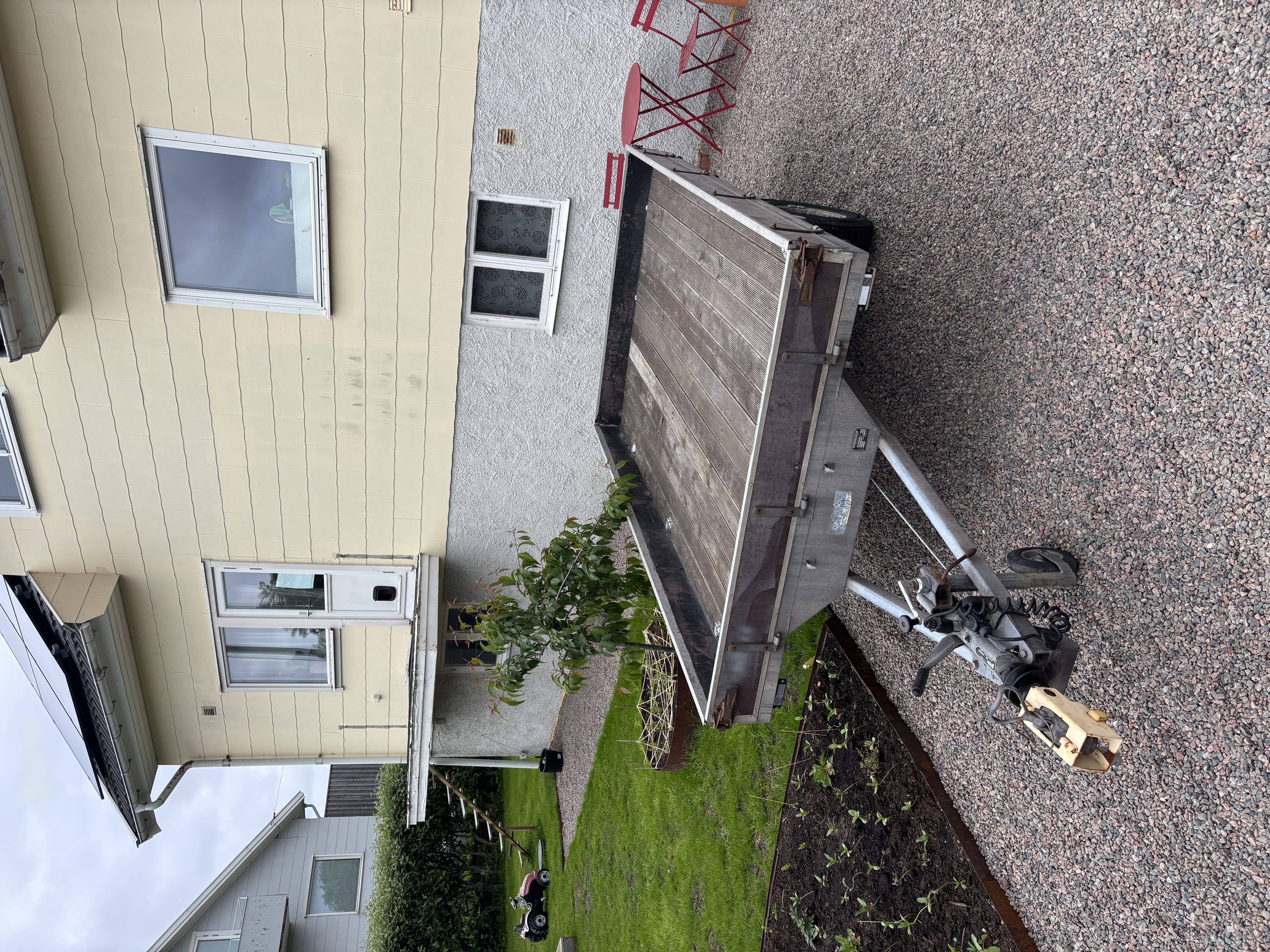 Släpvagn 300x170cm lastyta