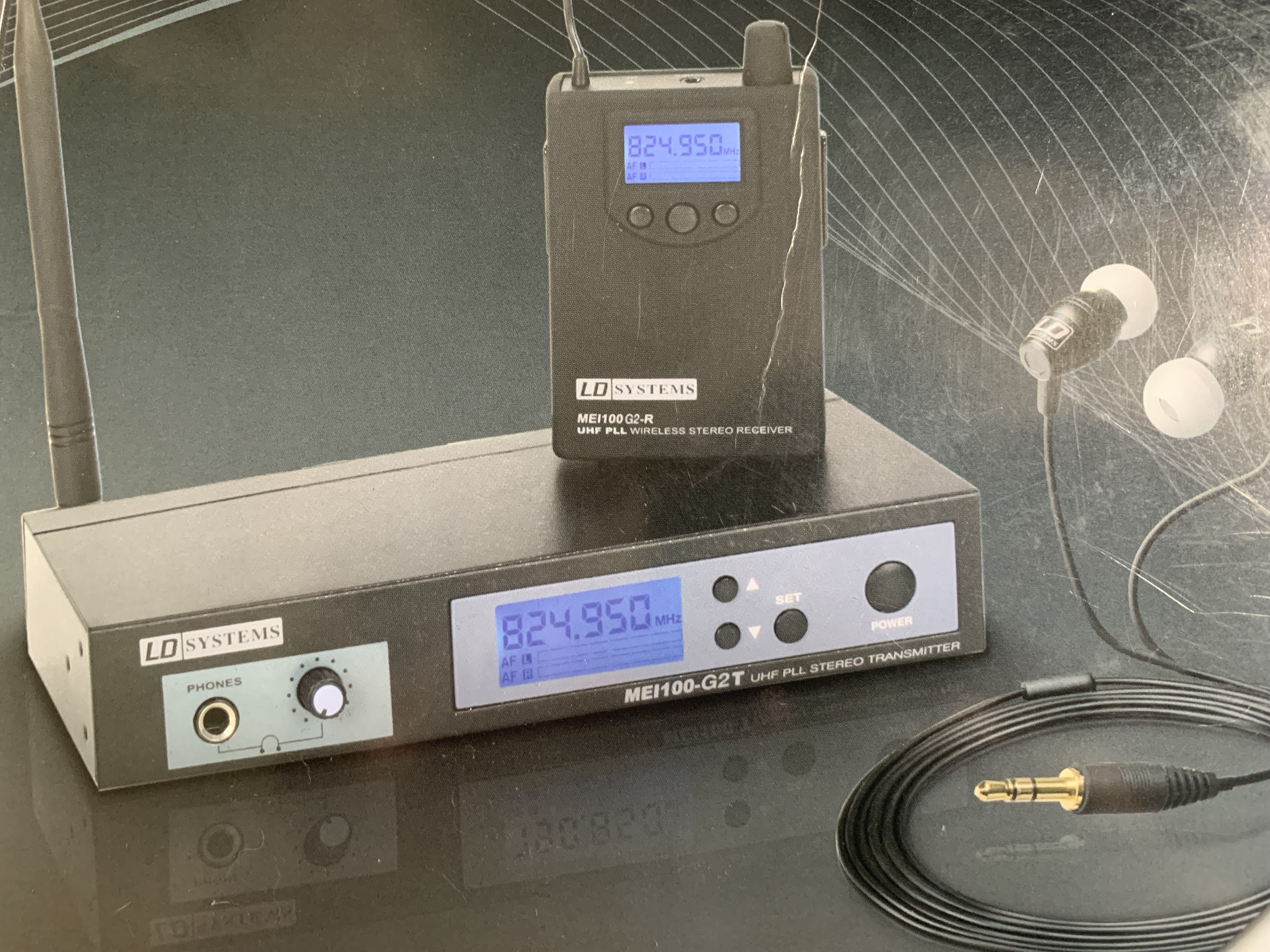 In ear monitoring system 