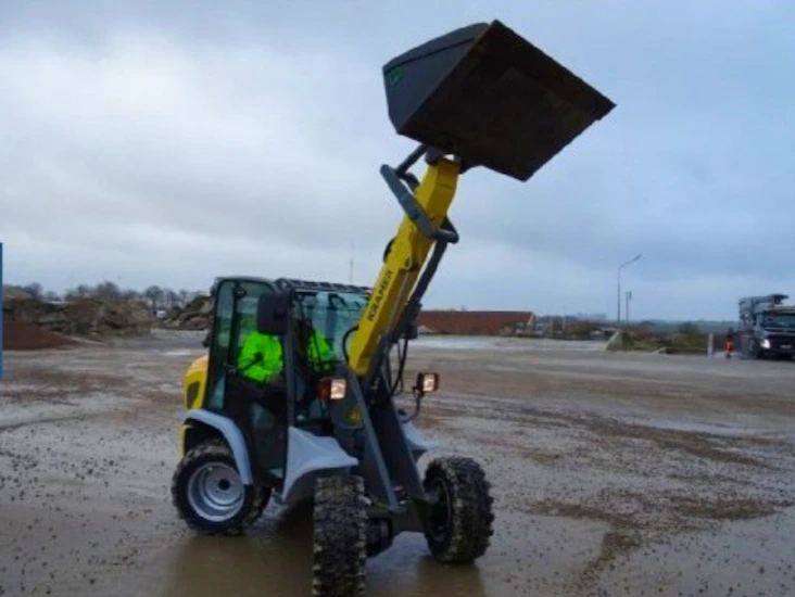 Kramer minilastare 2ton, endast 126 cm bred !