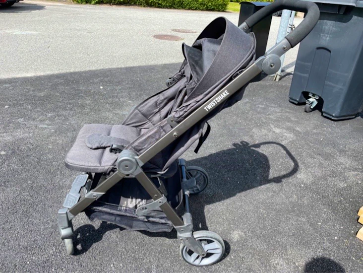 Barnvagn/resesulky från twistshake