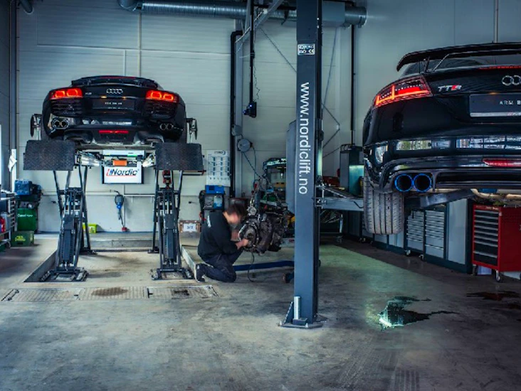 Løftebukk med verksted