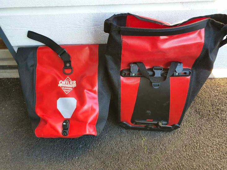 Vattentäta cykelväskor