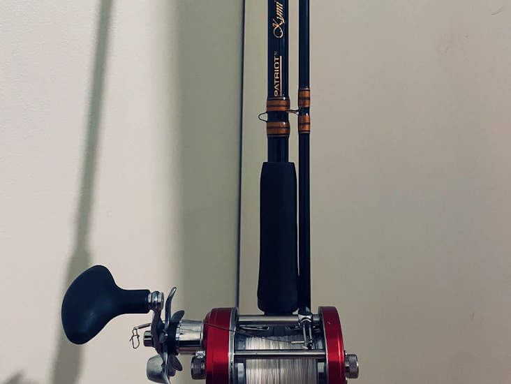 Kymi spinfluga lohisetti hyrräkelalla