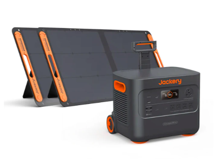 Jackery 2000 plus power station + solar panels
