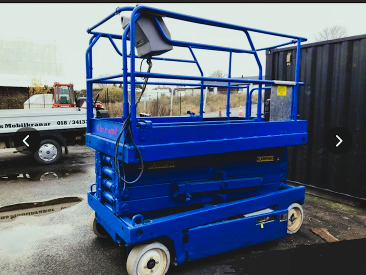 Saxlift 9,8m uthyres