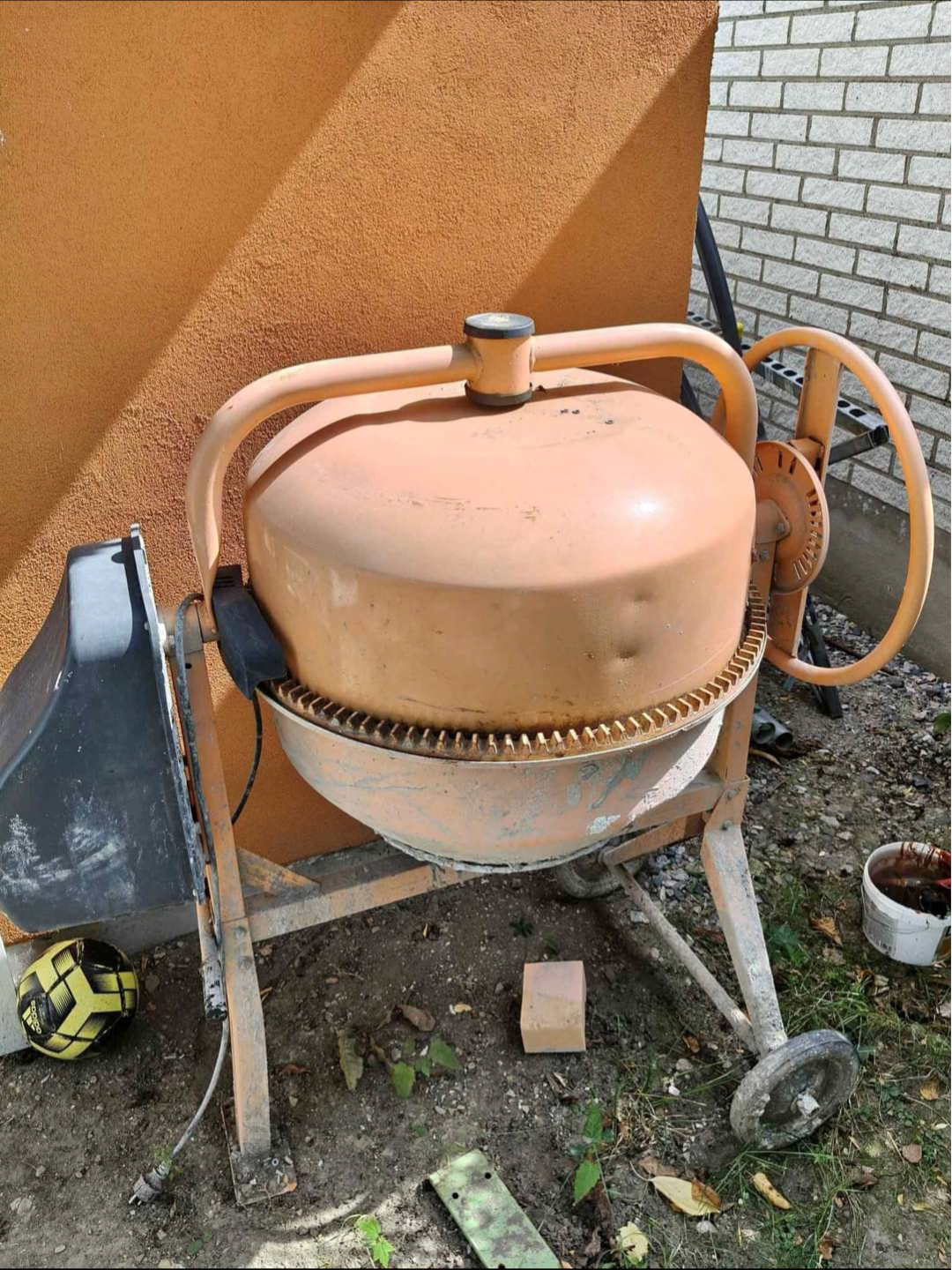 Betongblandare 160l