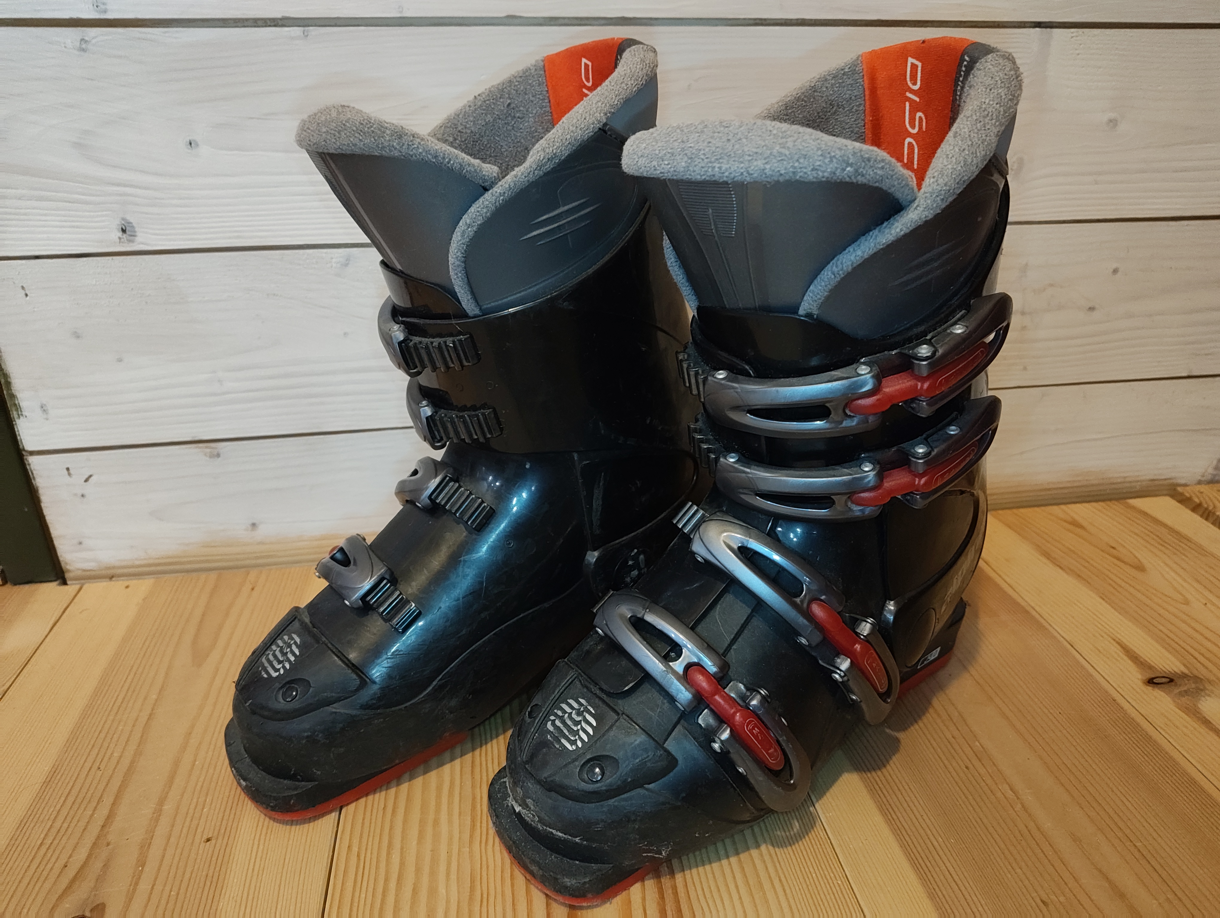 Alpinpjäxor alpina i storlek 24,0 cm