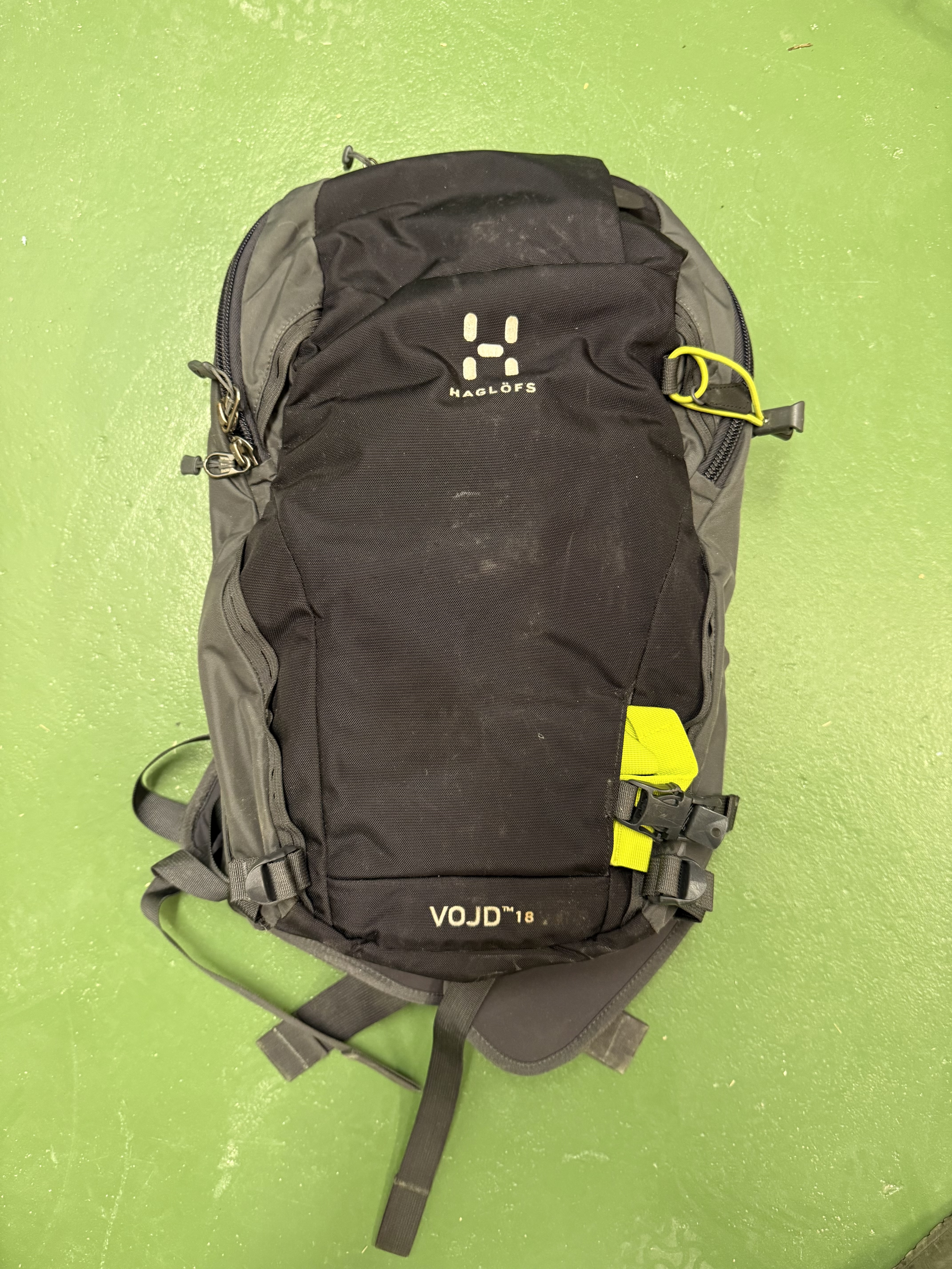 Komplett lavinutrustningspaket – haglöfs abs-ryggsäck + mammut transceiver, spade & sond 