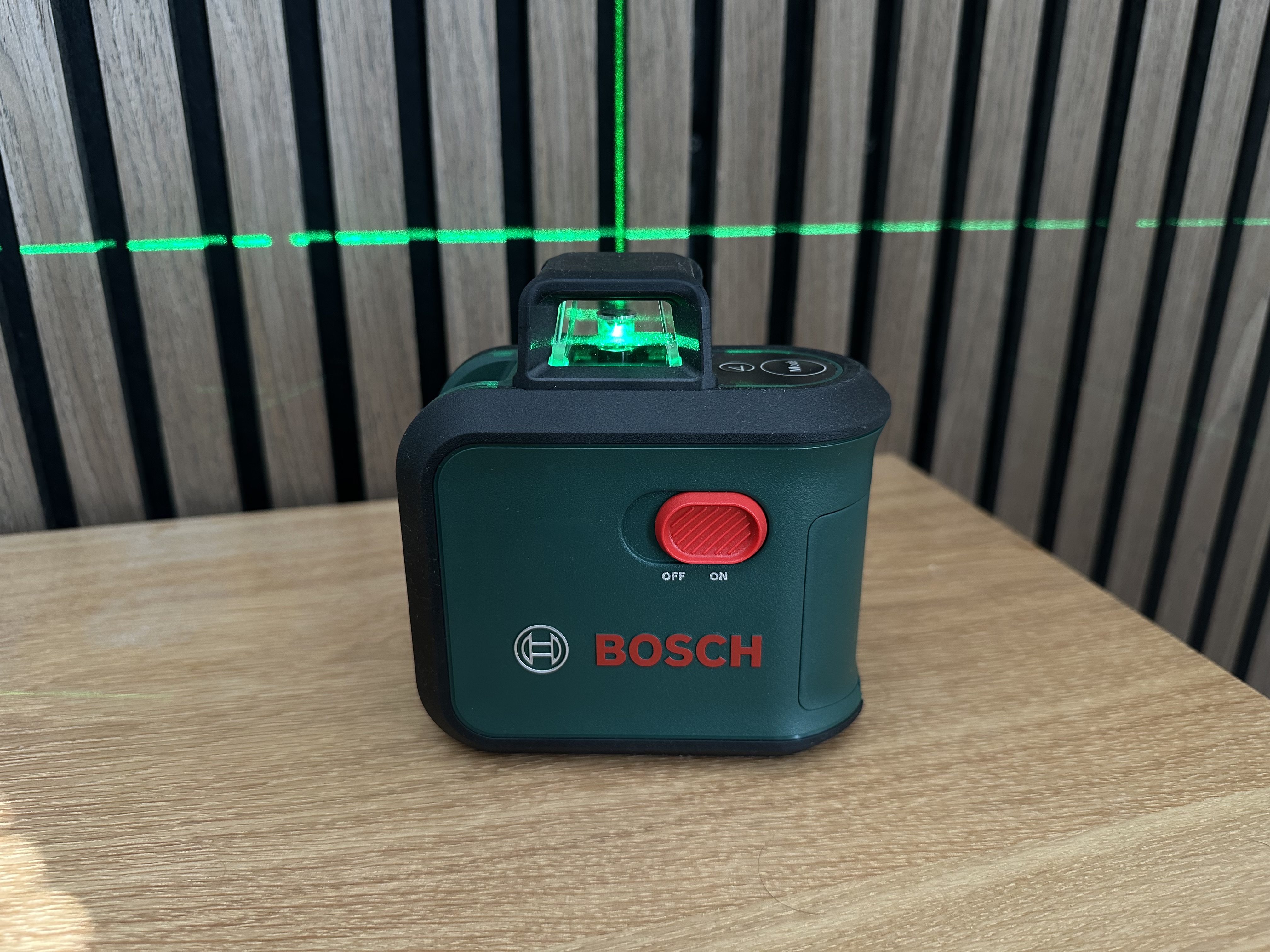Korslaser bosch 360 grader - med stativ