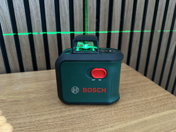 Korslaser bosch 360 grader - med stativ