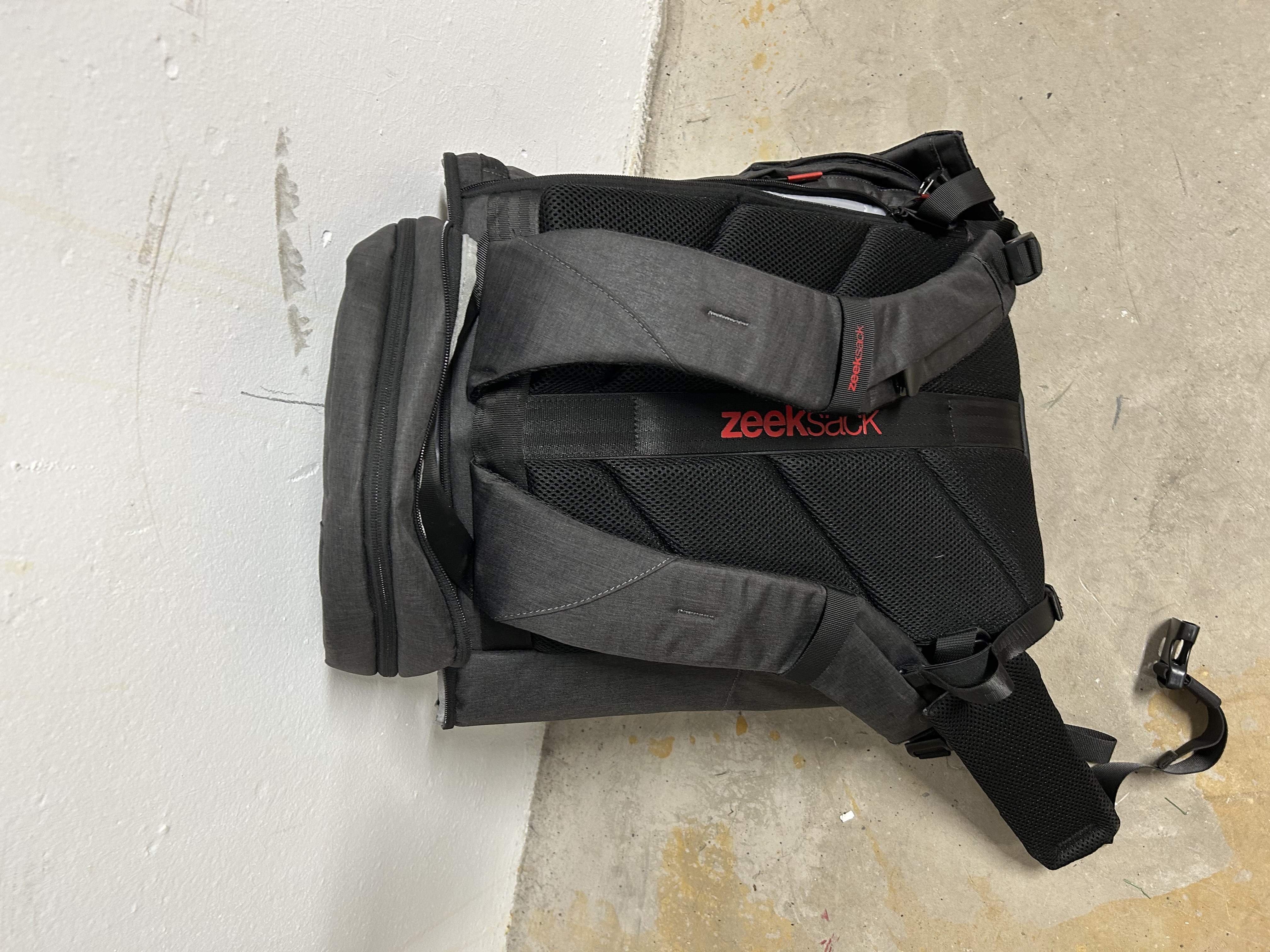 Zeeksack sekk, 27 liter