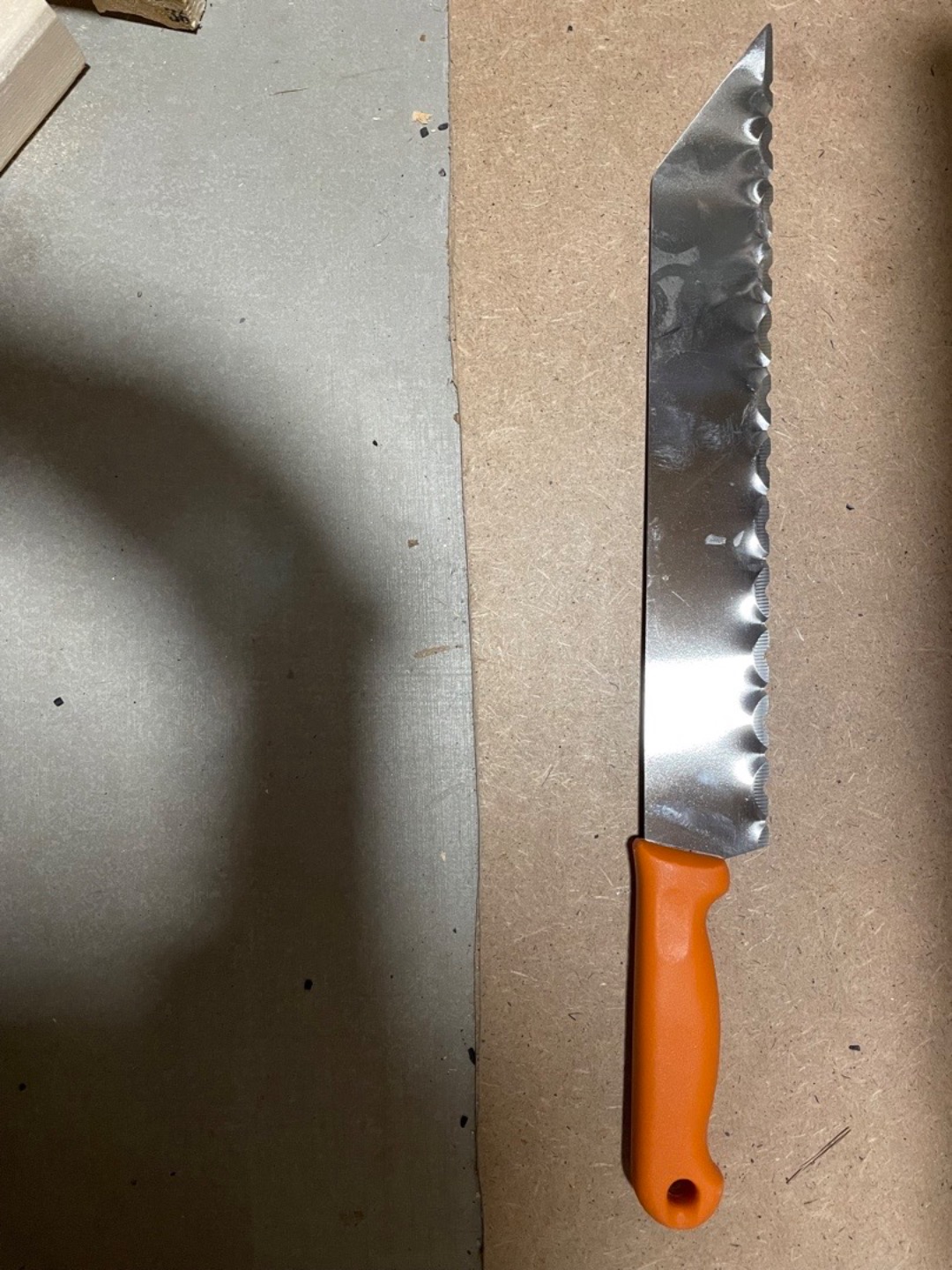 Isolerkniv