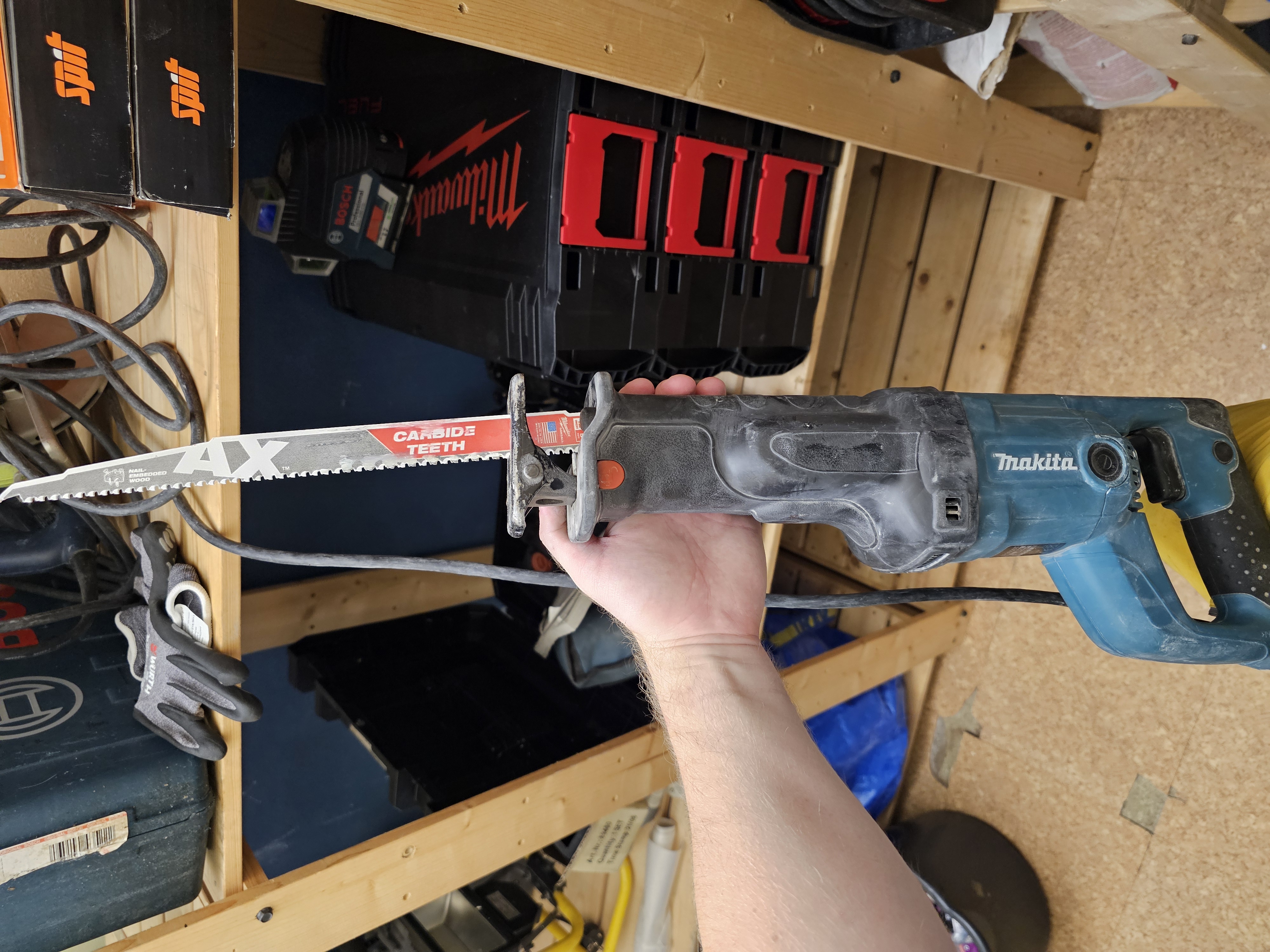 Makita bajonettsag 230v