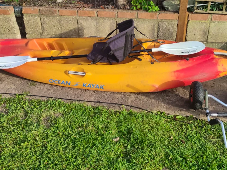 Kayak - single (includes paddle, wheels & life jacket)