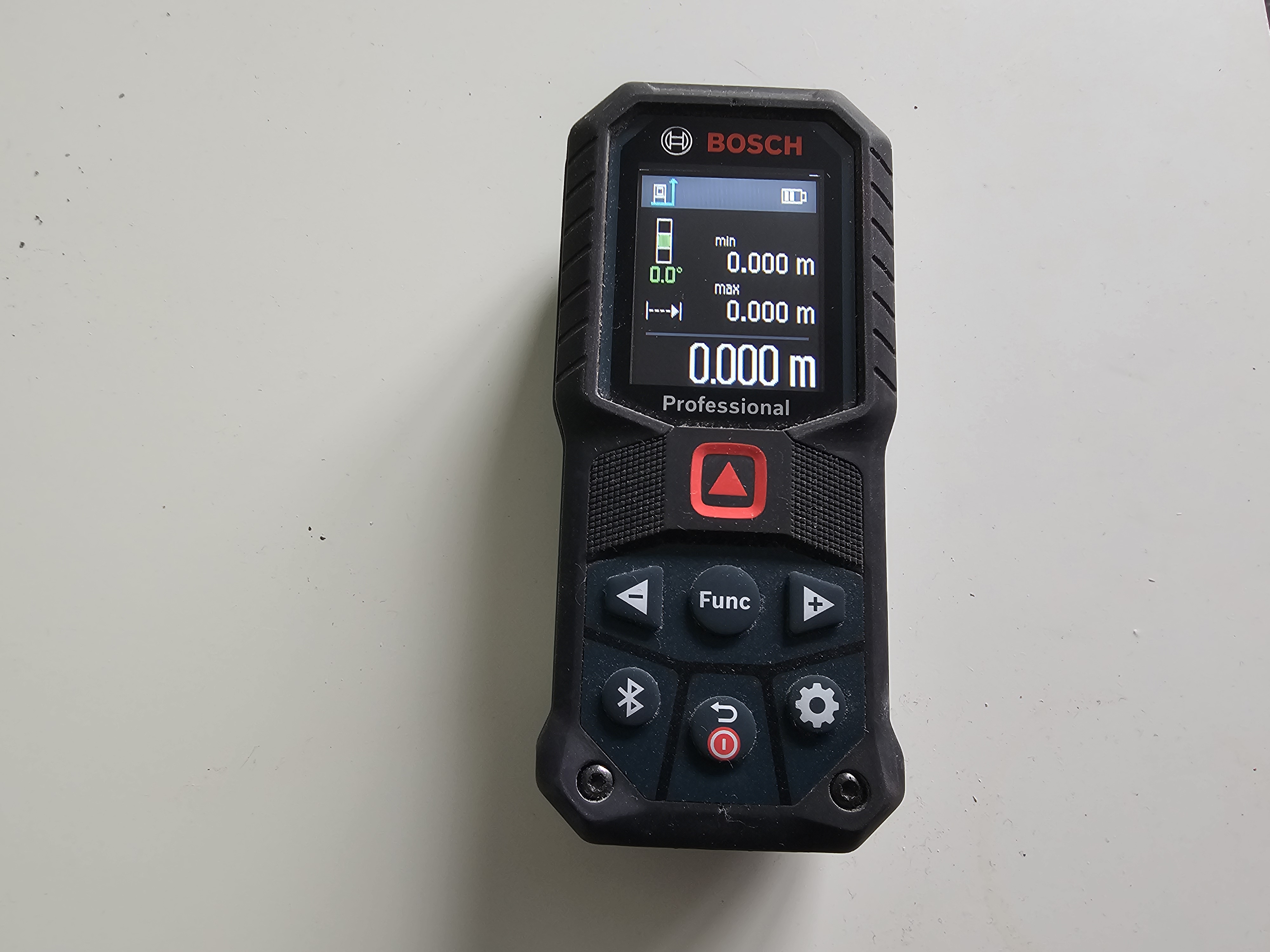 Laser distance measurer bosch glm 50-27 c